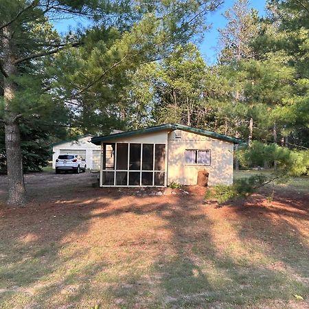 Royce'S Outpost Rustic Cabin Nearby Trails Mio Экстерьер фото